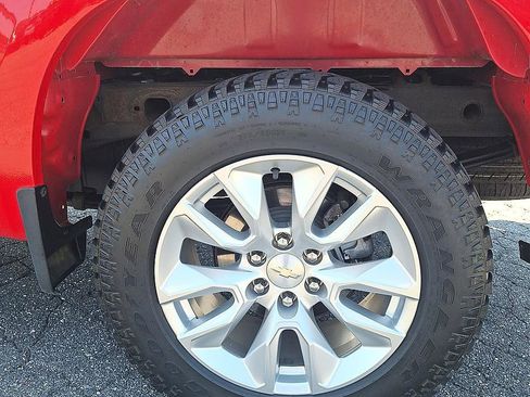 Used 2021 Chevrolet Silverado 1500 Custom AWD/4WD image 29