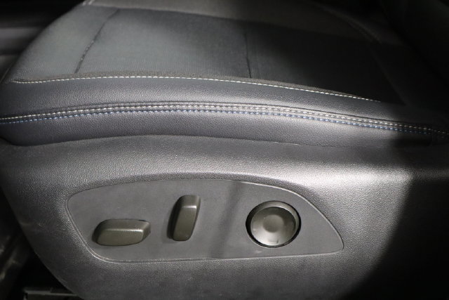 Used 2024 Chevrolet Equinox EV LT FWD image 23