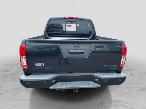 Used 2020 Nissan Frontier SV w/ Midnight Edition Floor Mats AWD/4WD image 4