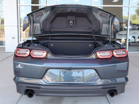 Used 2020 Chevrolet Camaro LT RWD image 8