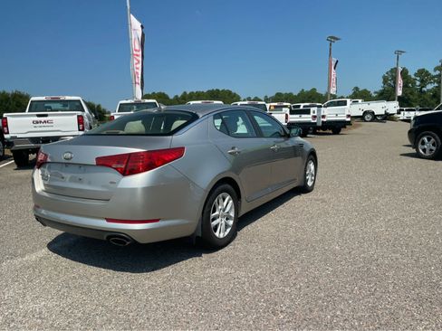 Used 2013 Kia Optima LX FWD image 4