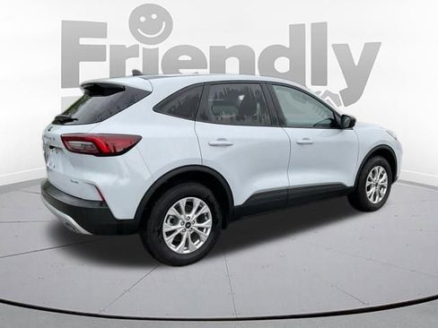 Used 2025 Ford Escape Active w/ Cold Weather Package AWD/4WD image 11