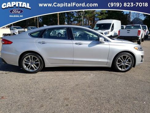 Used 2019 Ford Fusion SEL FWD image 10