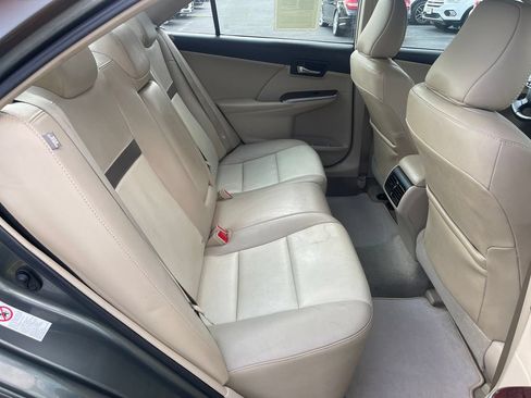 Used 2012 Toyota Camry XLE FWD image 20