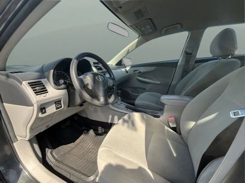 Used 2012 Toyota Corolla LE FWD image 6
