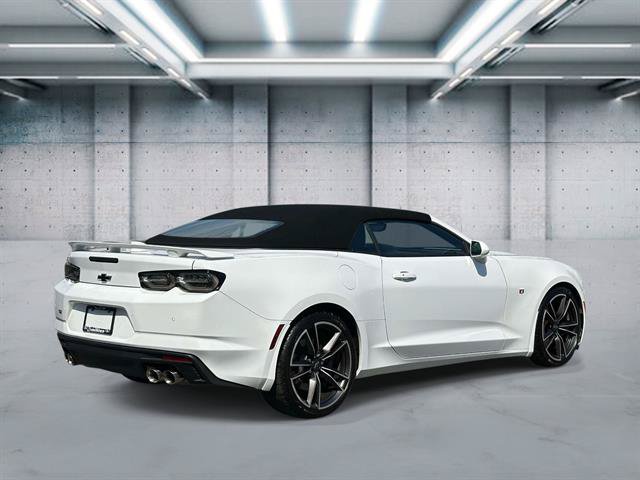 Used 2021 Chevrolet Camaro SS RWD image 6