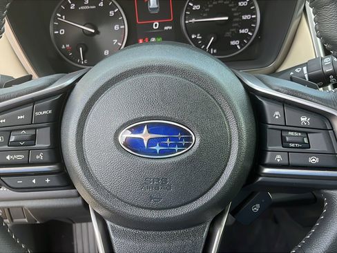 New 2025 Subaru Outback Limited image 8