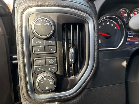 Used 2022 Chevrolet Silverado 1500 RST image 18