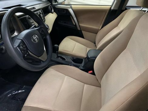 Used 2013 Toyota RAV4 LE AWD/4WD image 9