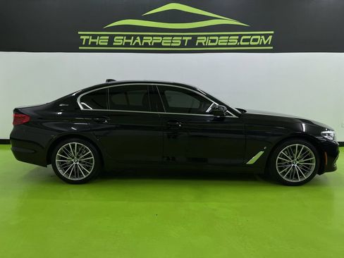 Used 2019 BMW 530e w/ Convenience Package RWD image 11