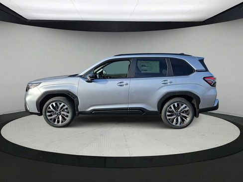 Used 2026 Subaru Forester Touring AWD/4WD image 5
