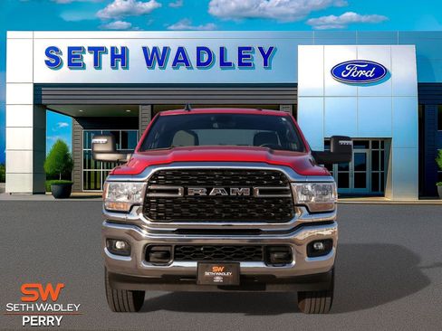 Used 2024 RAM 2500 Big Horn w/ Bed Utility Group image 2