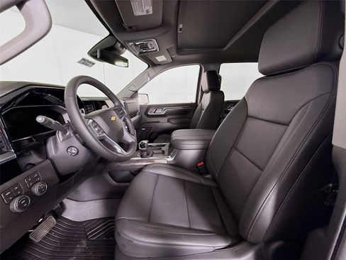 New 2026 Chevrolet Silverado 1500 LTZ w/ LTZ Premium Package AWD/4WD image 16