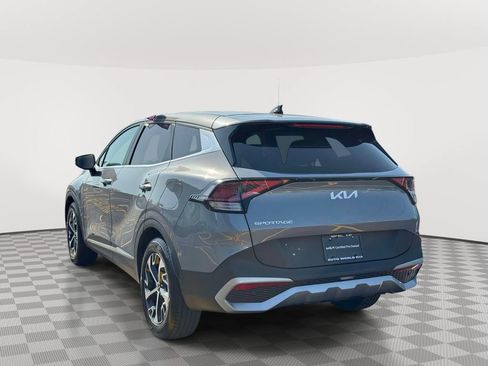 Certified 2023 Kia Sportage EX FWD image 4