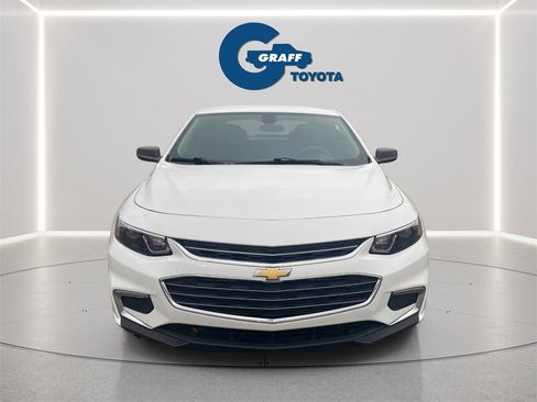 Used 2018 Chevrolet Malibu LS image 12