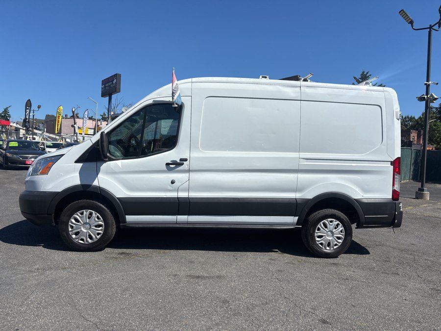 Used 2016 Ford Transit 250 130 Medium Roof w/ Exterior Upgrade Package RWD image 5