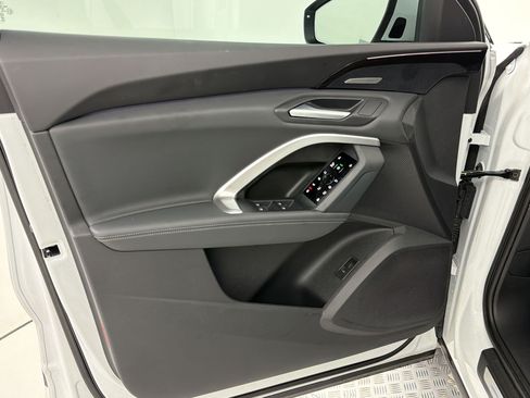 Certified 2025 Audi Q5 Premium w/ Premium Plus AWD/4WD image 12