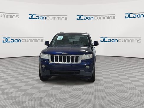 Used 2012 Jeep Grand Cherokee Laredo w/ Laredo E Group AWD/4WD image 4