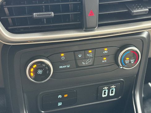 Certified 2018 Ford EcoSport S FWD image 20