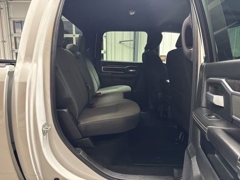 Used 2024 RAM 2500 Big Horn AWD/4WD image 23