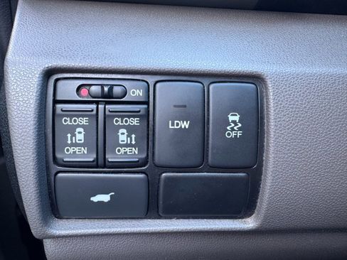 Used 2014 Honda Odyssey EX-L image 19