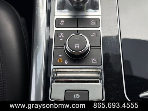 Used 2019 Land Rover Range Rover Sport Supercharged AWD/4WD image 24