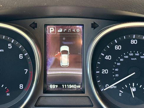 Used 2017 Hyundai Santa Fe Sport w/ 2.4L Tech Package 04 FWD image 28