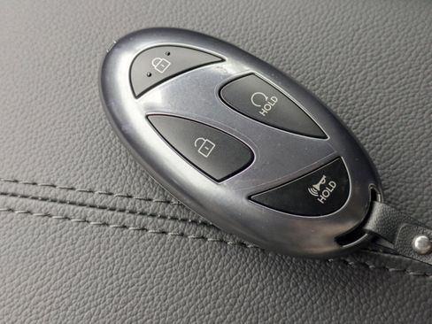 New 2026 Hyundai Tucson Limited image 37