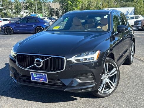 Used 2019 Volvo XC60 T5 Momentum w/ Multimedia Package AWD/4WD image 1