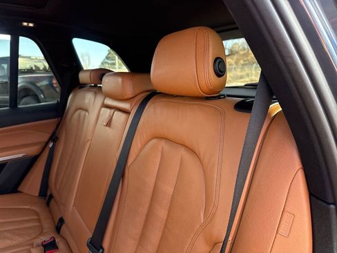 Used 2019 BMW X5 xDrive40i w/ Convenience Package image 19