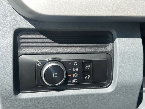 New 2026 Ford F550 XL w/ XL Chrome Package image 17