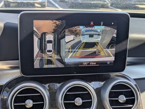 Used 2018 Mercedes-Benz C 300 4MATIC Sedan image 21