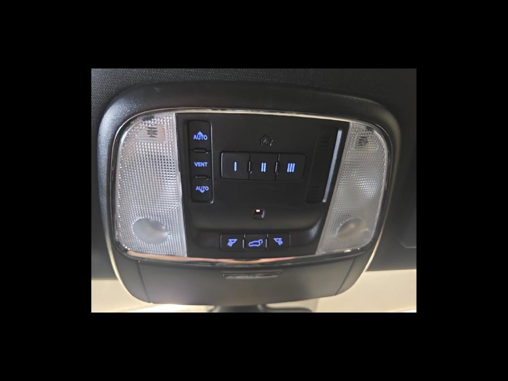 Used 2017 Dodge Durango Citadel w/ Quick Order Package 23P AWD/4WD image 29