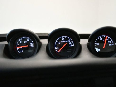 Used 2024 Nissan Z Performance w/ Floor Mat Package RWD image 37