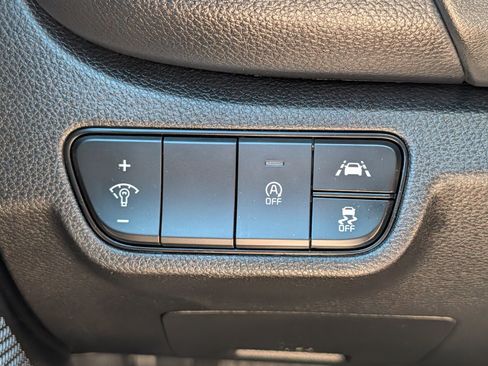 Certified 2023 Kia Seltos SX w/ SX Sunroof Package AWD/4WD image 26