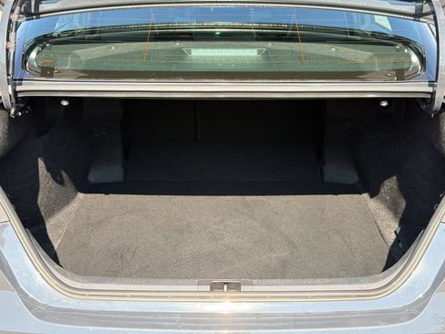 Used 2025 Toyota Camry SE FWD image 29