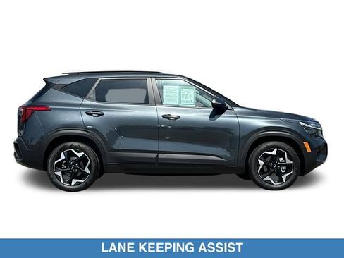 Used 2025 Kia Seltos S FWD image 4