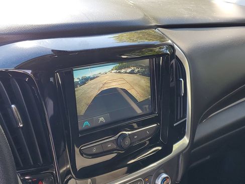 Used 2019 Chevrolet Traverse LS image 24