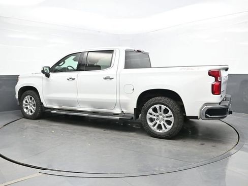 Used 2023 Chevrolet Silverado 1500 LTZ AWD/4WD image 4