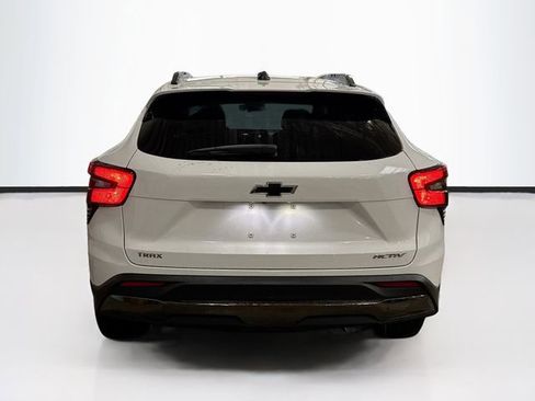 New 2026 Chevrolet Trax ACTIV w/ Sunroof Package image 7