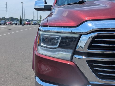 Used 2020 RAM 1500 Laramie AWD/4WD image 42