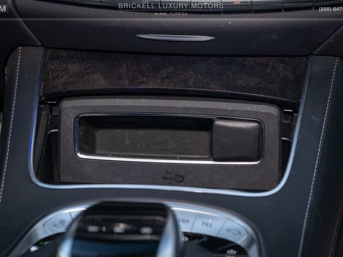 Used 2020 Mercedes-Benz S 560 4MATIC Sedan image 30