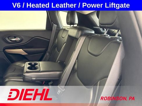 Used 2018 Jeep Cherokee Limited AWD/4WD image 17