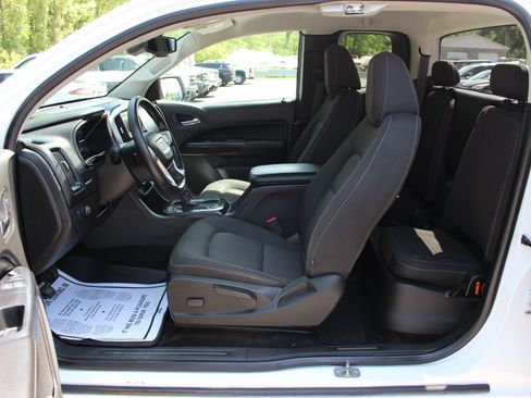 Used 2015 GMC Canyon SLE w/ SLE Convenience Package RWD image 19