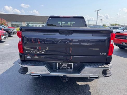 Used 2023 Chevrolet Silverado 1500 LTZ AWD/4WD image 4