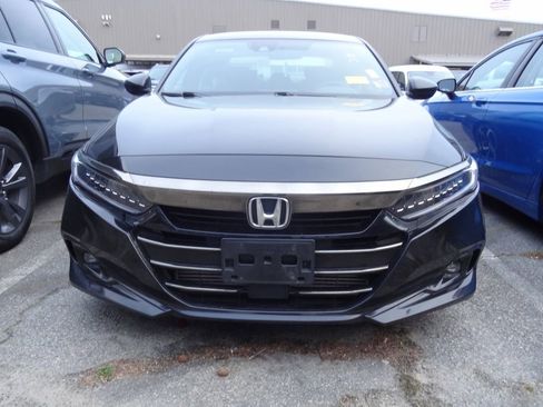 Used 2022 Honda Accord Sport image 2