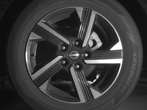 Used 2025 Nissan Sentra SV FWD image 14