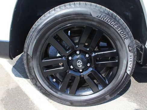 Certified 2021 Toyota 4Runner Nightshade AWD/4WD image 10