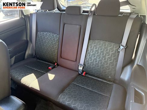 Used 2025 Mitsubishi Outlander Sport ES image 27