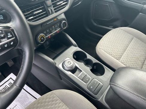 Used 2022 Ford Escape SE w/ Cold Weather Package AWD/4WD image 27